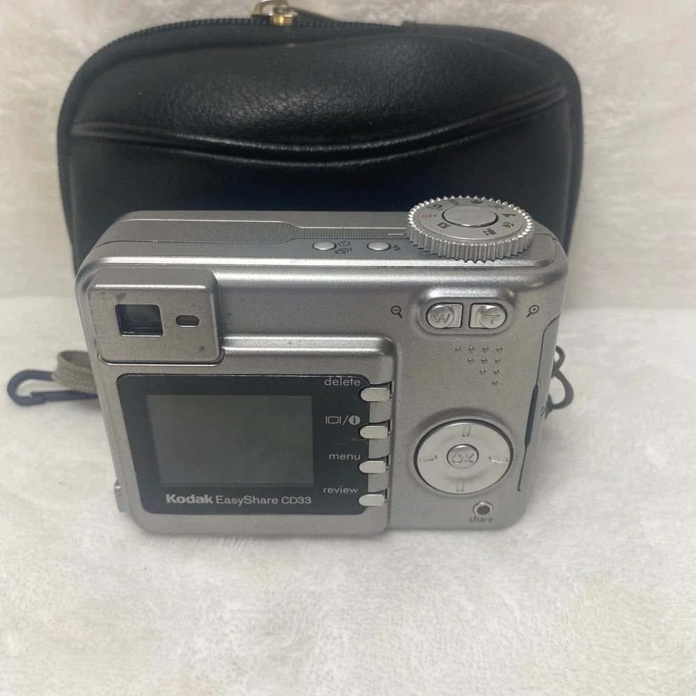 KODAK EASYSHARE‎ DIGITAL CAMERA CD33 SILVER ZOOM NON-WORKING